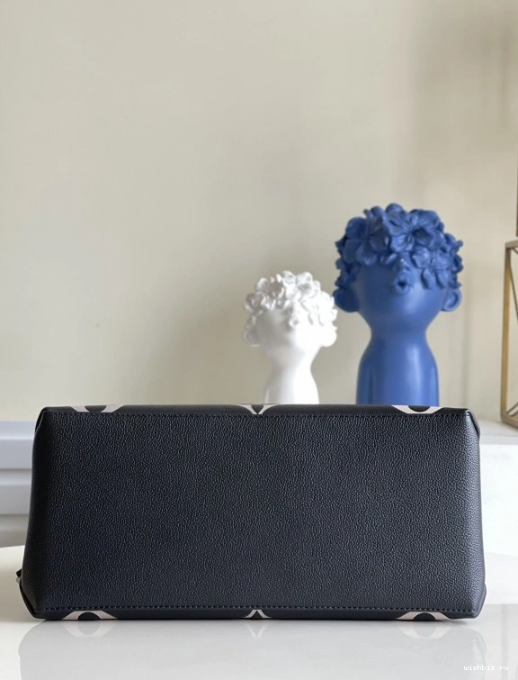 WIS VUITTON PALAIS LOUIS GRAND 0211